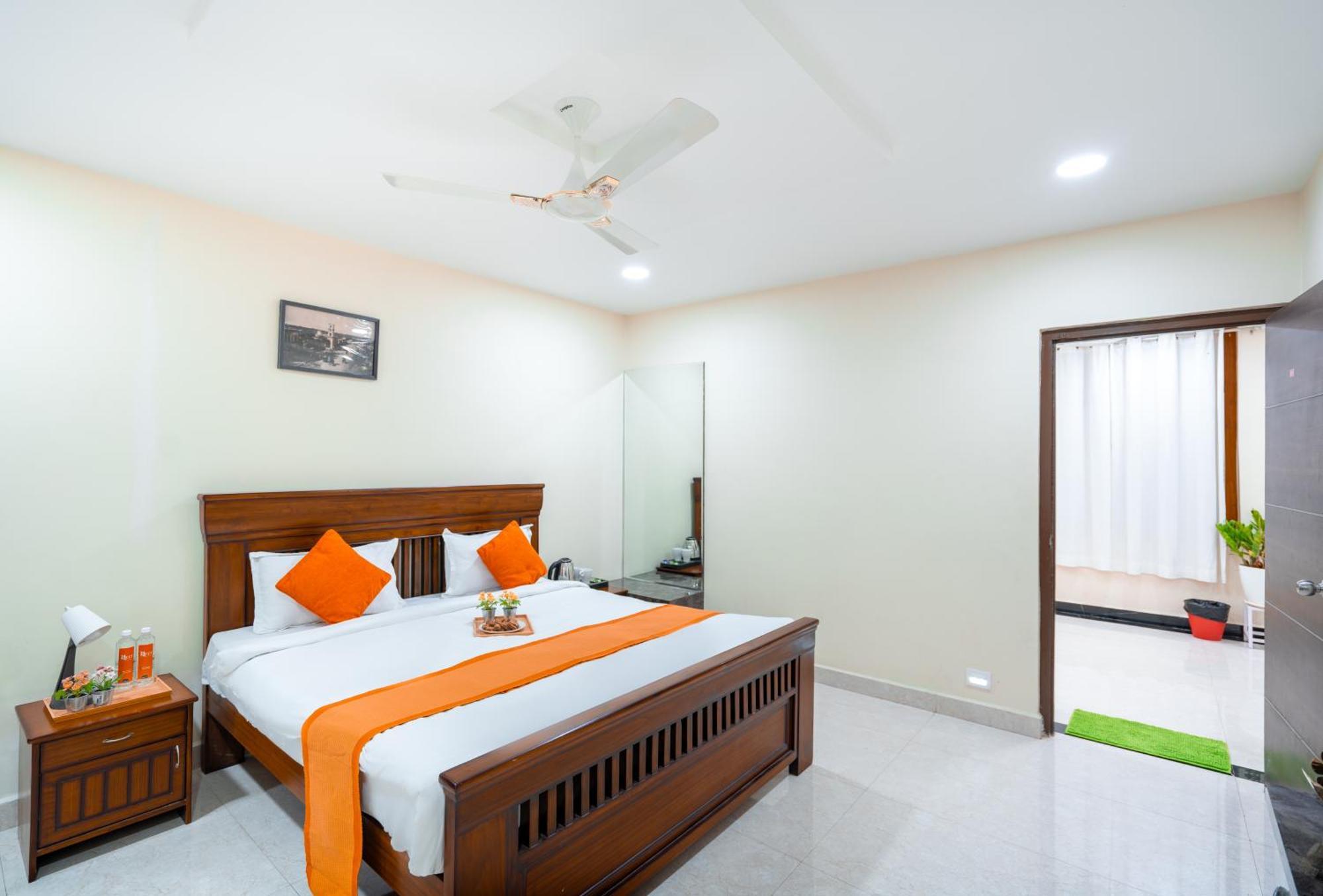 Voila At Nest Hotel Hyderabad Exterior photo